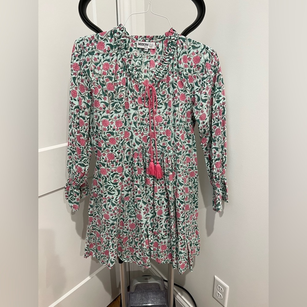 Modern Soul, m/l.  Sweet cotton dress w pockets!   Easy wear. SLV Sur La Vague